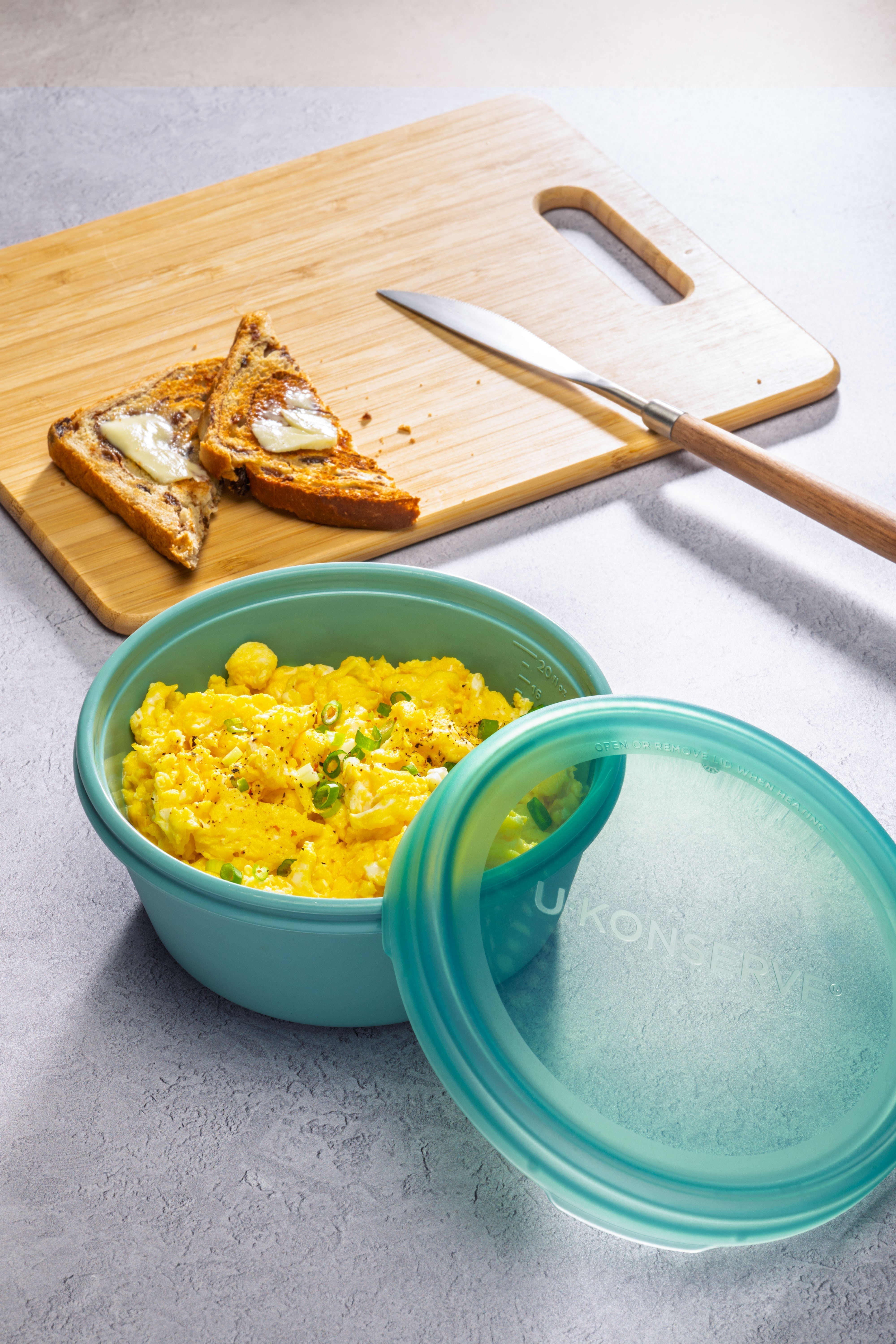 Quick Microwave Scrambled Eggs in the BounceBox